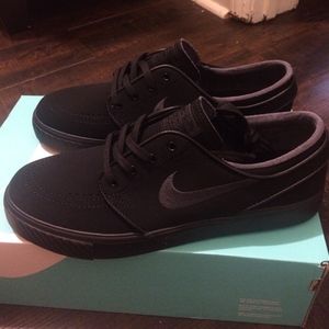 Nike Zoom Stefan Janoski's - NEW IN BOX!
